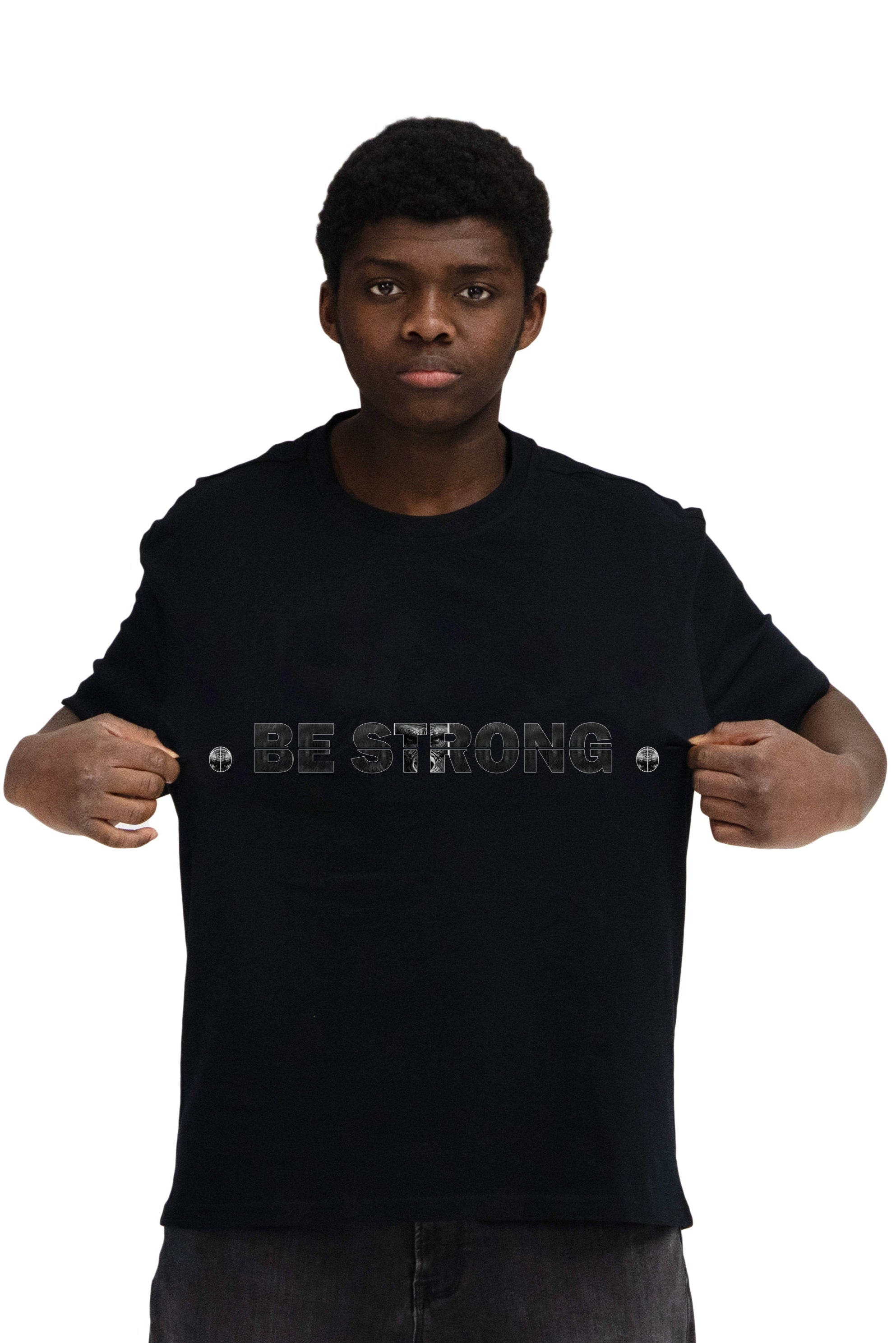 BE STRONG - Shirt